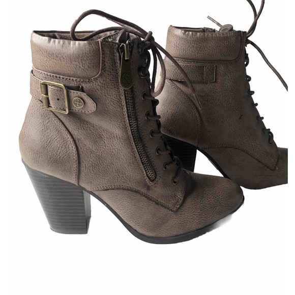 Daisy Fuentes Kloudie Brown Ankle Boots Zip Side Size 10M - Picture 9 of 10